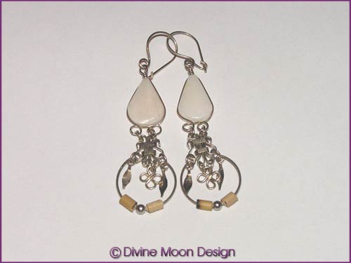 Peruvian Alpaca Silver Crystal EARRINGS BR1A) - White Agate - Click Image to Close