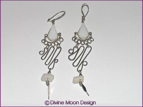 Peruvian Alpaca Silver Crystal EARRINGS: Long Chip WHITE AGATE - Click Image to Close
