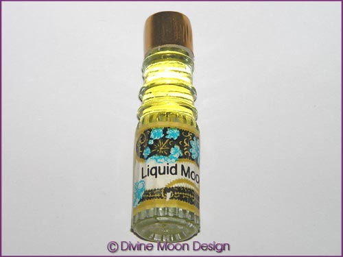 SONG OF INDIA Concentrated Perfume OIL - LIQUID MOON
