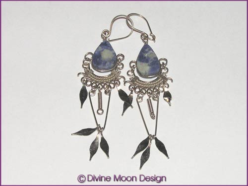 Peruvian Alpaca Silver Crystal EARRINGS LM2) - Sodalite