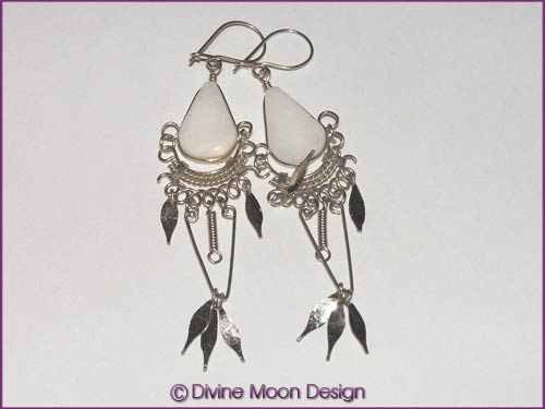 Peruvian Alpaca Silver Crystal EARRINGS LM1) - White Agate